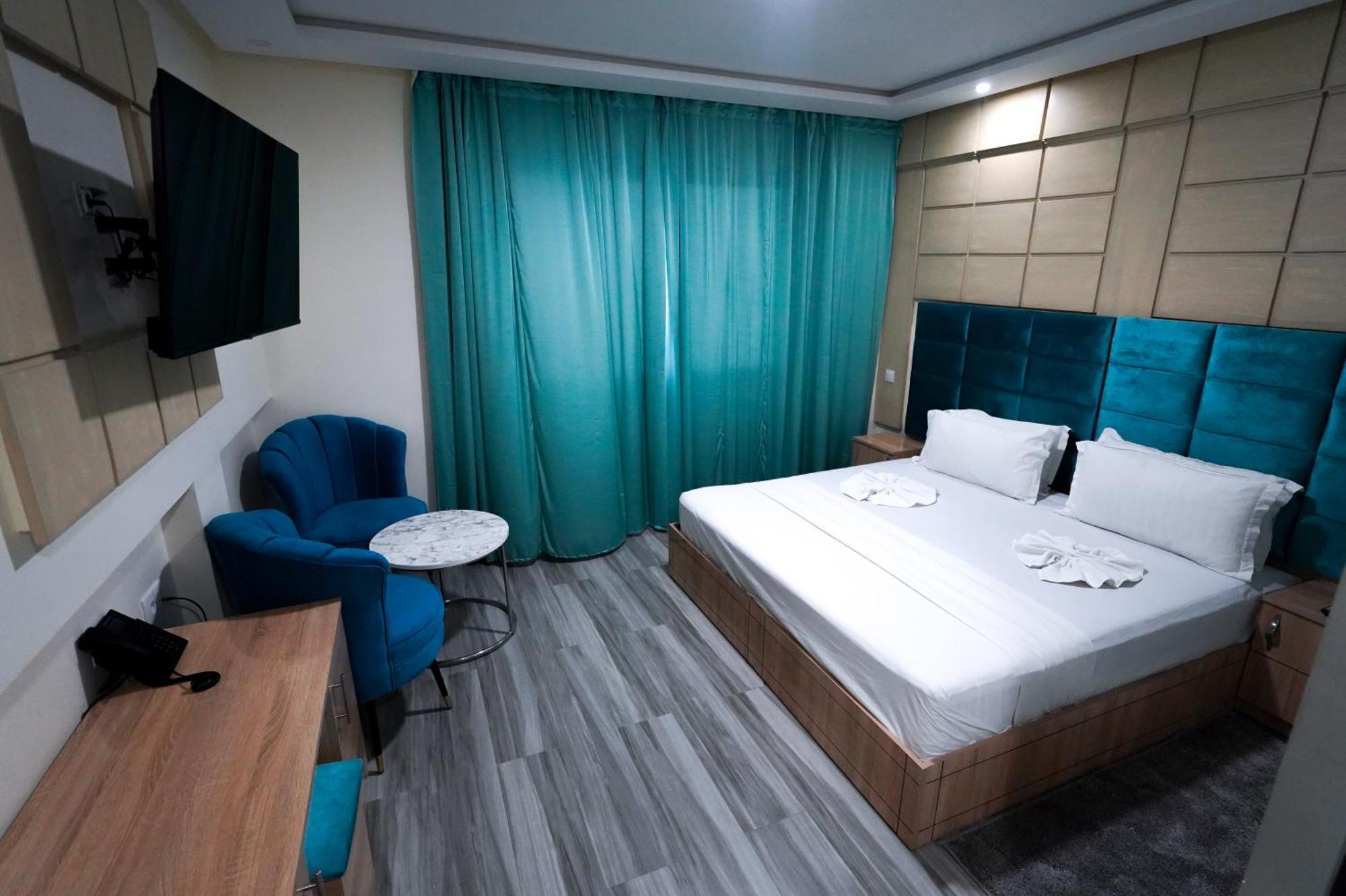 Fekri Hotel メクネス エクステリア 写真
